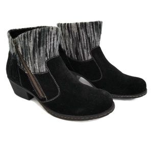B.O.C by Born Suede Leather Ankle Booties US 9